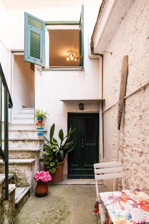 Hotel Solemagia In Via Roma Vernazza Exterior foto